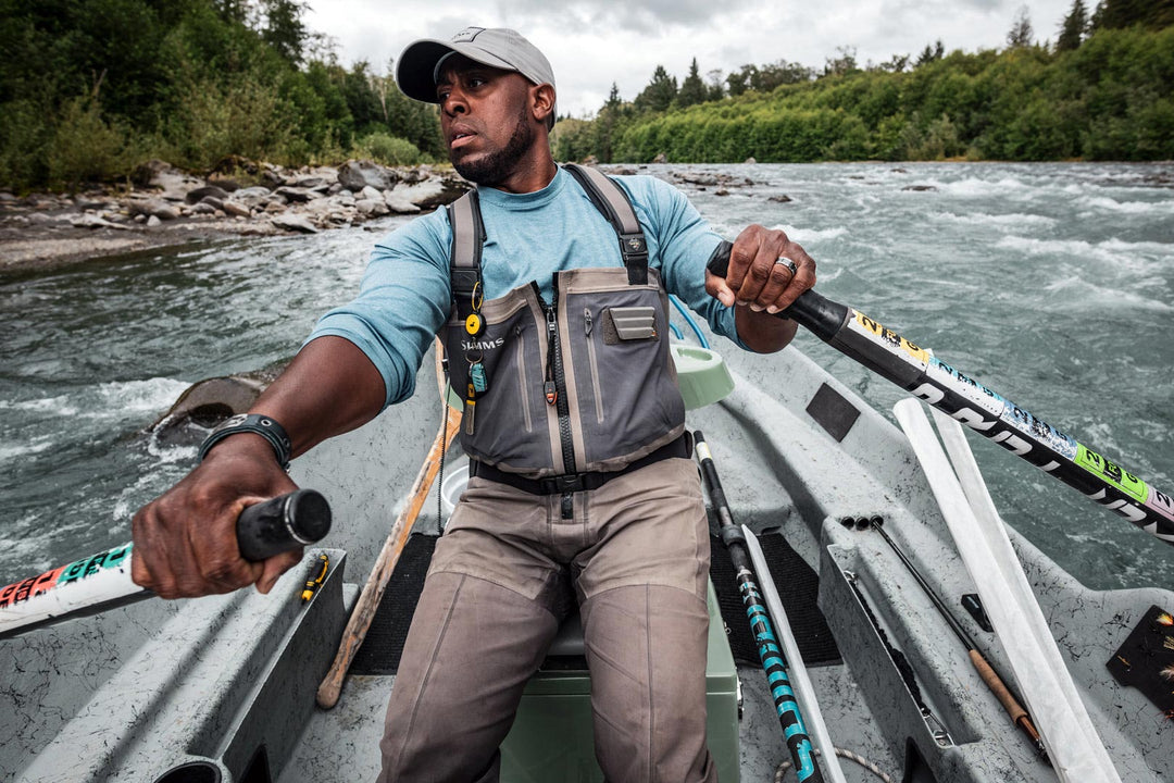 Fly Gyde, Lael, paddles fishing boat
