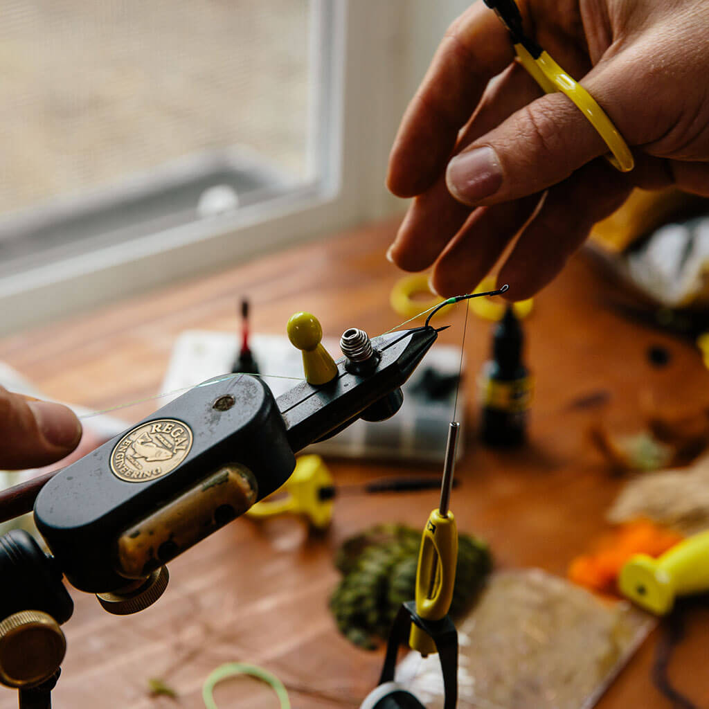 LOON VISE PAWN